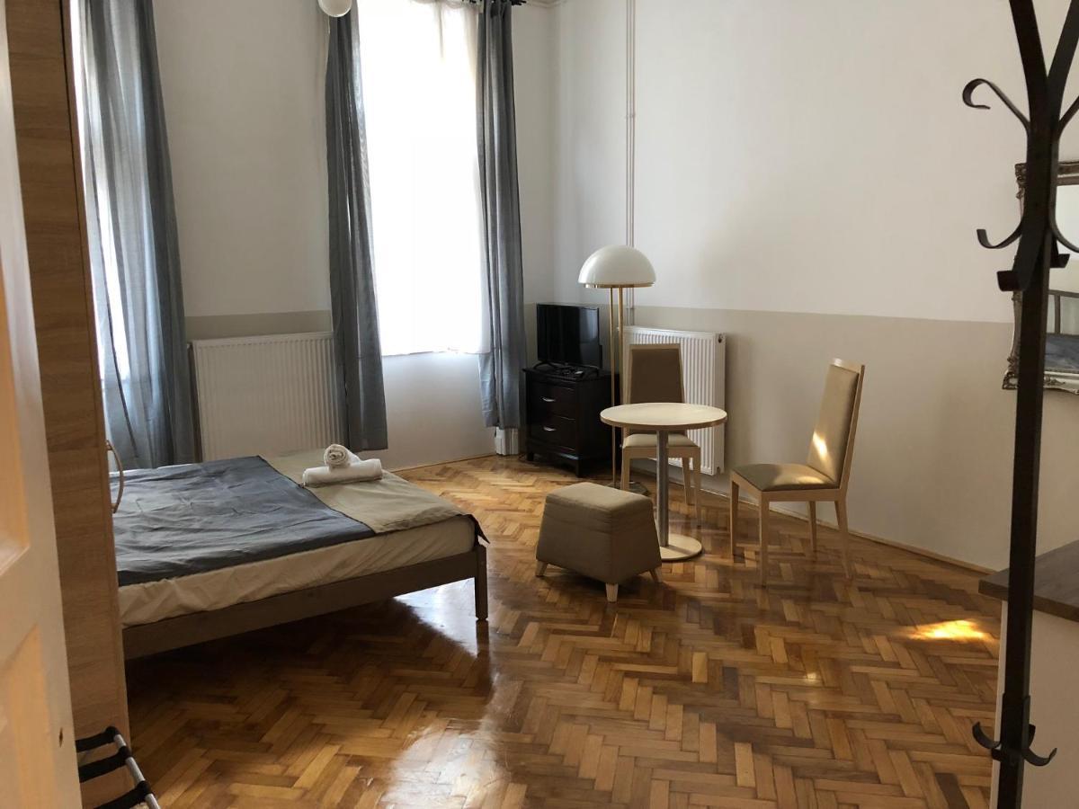 Downtown Apartment Budapest Ngoại thất bức ảnh